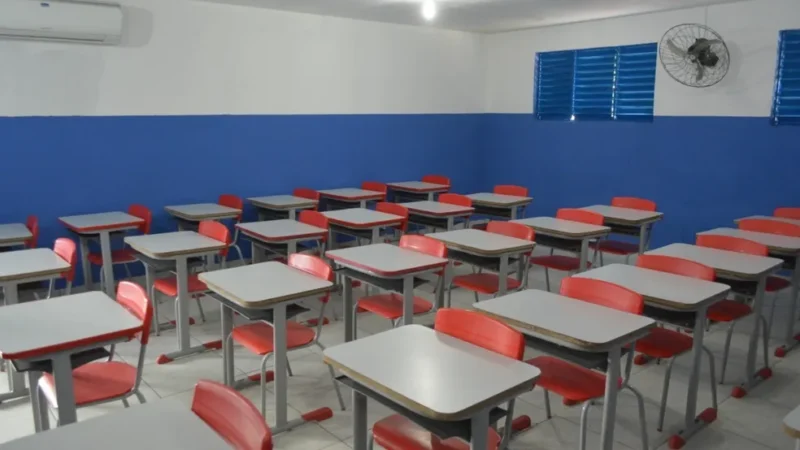 Professores da PB param aulas hoje em protesto nacional