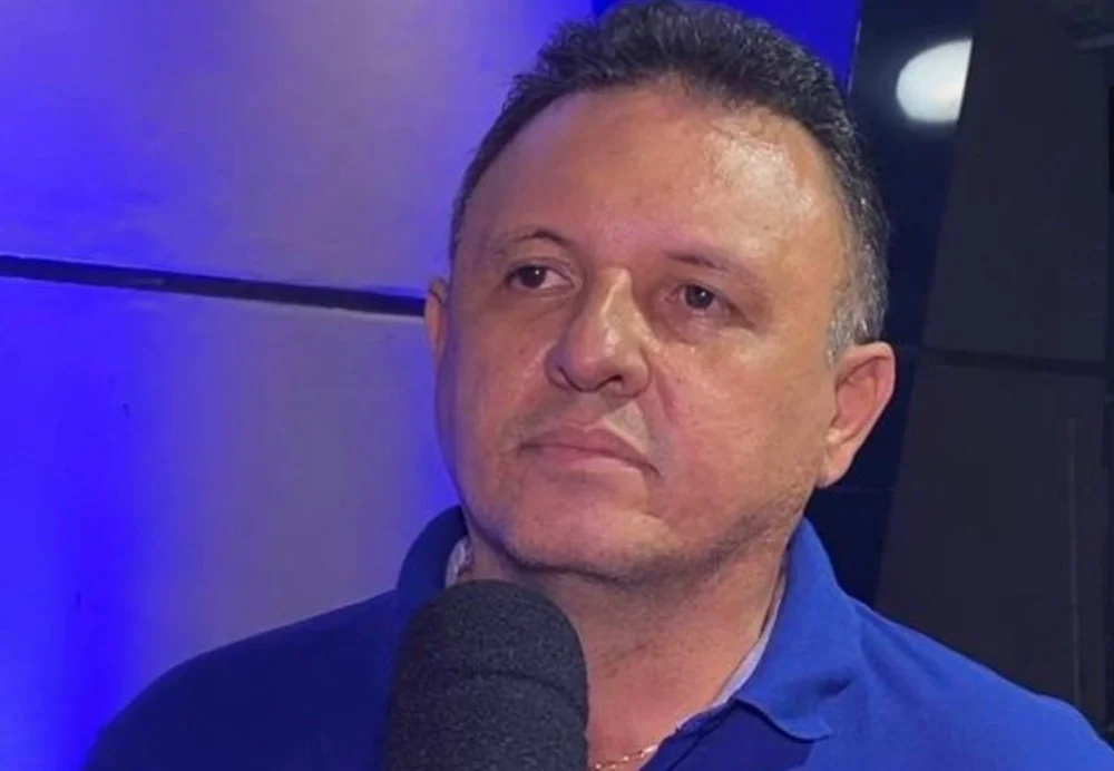 Secretário de saúde morre aos 53 anos após passar mal em casa