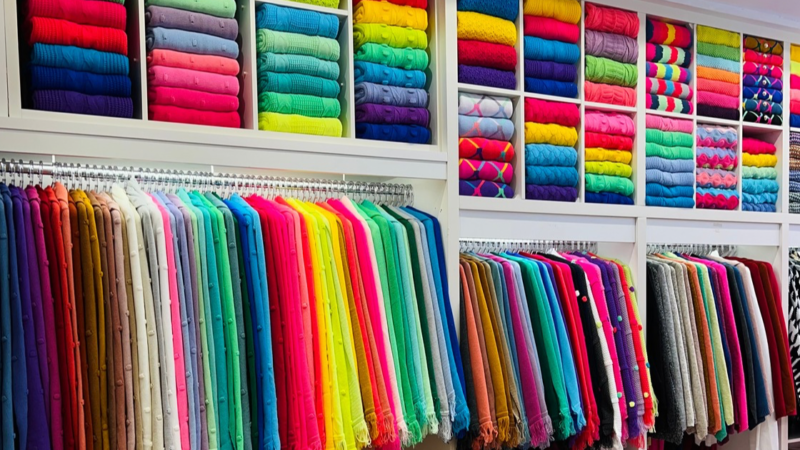 Marca investe em tricot versátil e contemporâneo