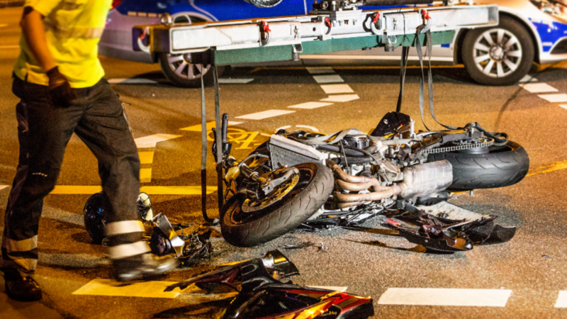 Advogado explica auxílio-acidente após acidente de moto