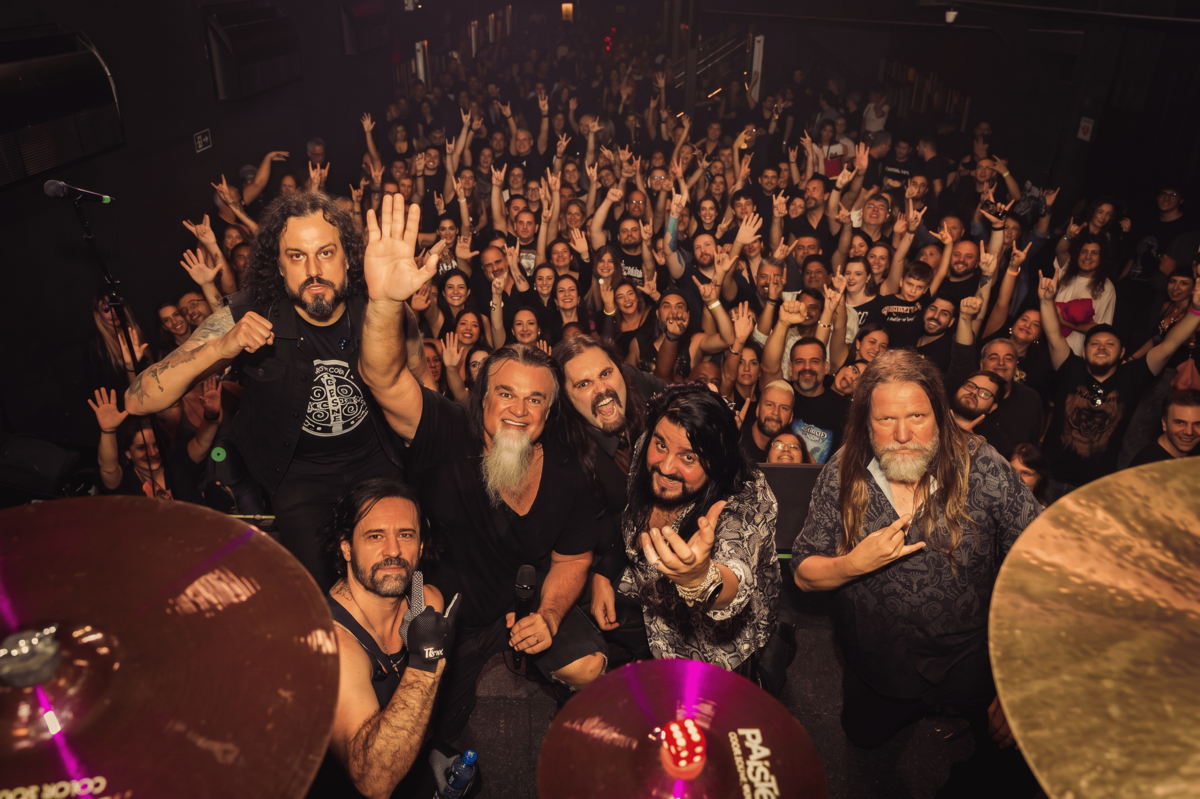 Armored Dawn realiza show beneficente em Fortaleza