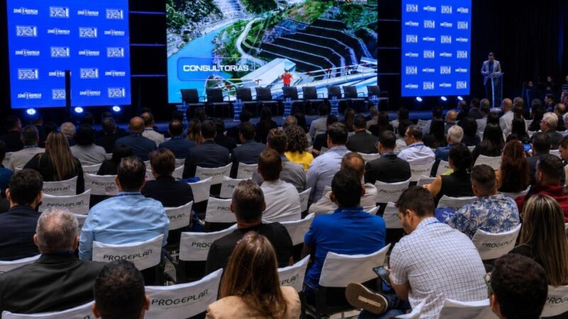 Encontro do Sindenergia-MT reúne mais de 1,2 mil
