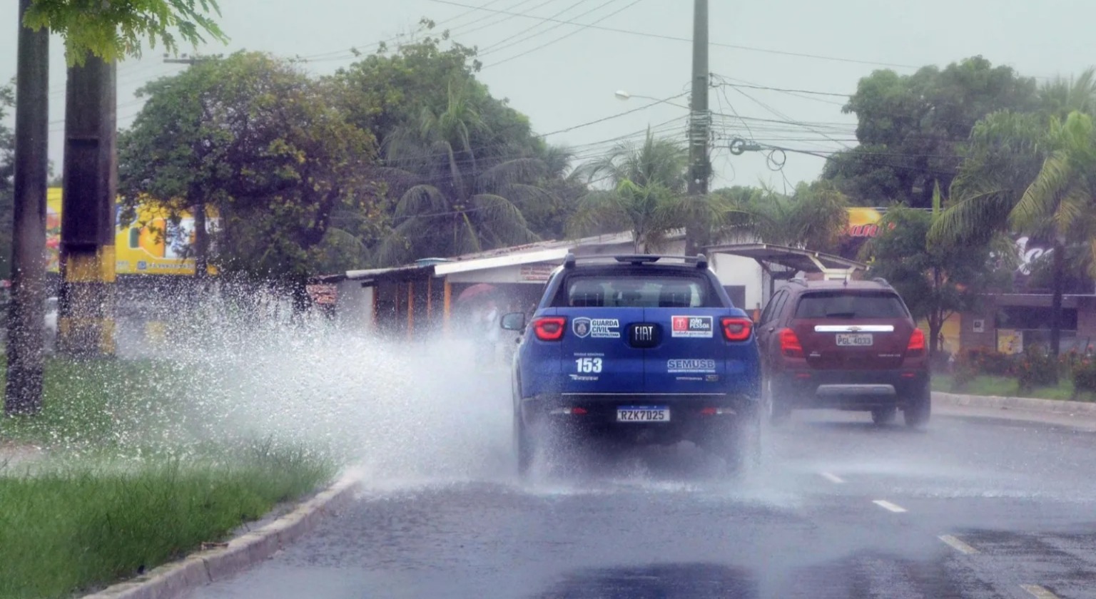 Alerta de perigo potencial para 133 cidades paraibanas por chuvas hoje