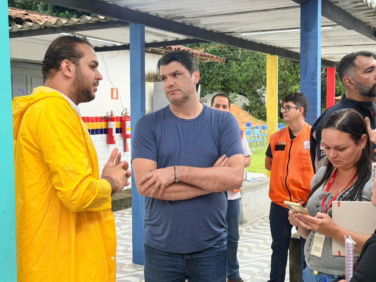 Chuvas fortes desalojam famílias em João Pessoa; abrigo é montado