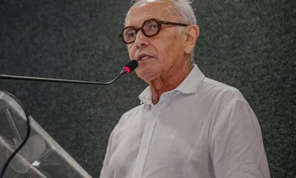 Cícero Lucena prioriza água para o sertão em detrimento de obras como a Ponte do Futuro, defendendo urgência para o interior