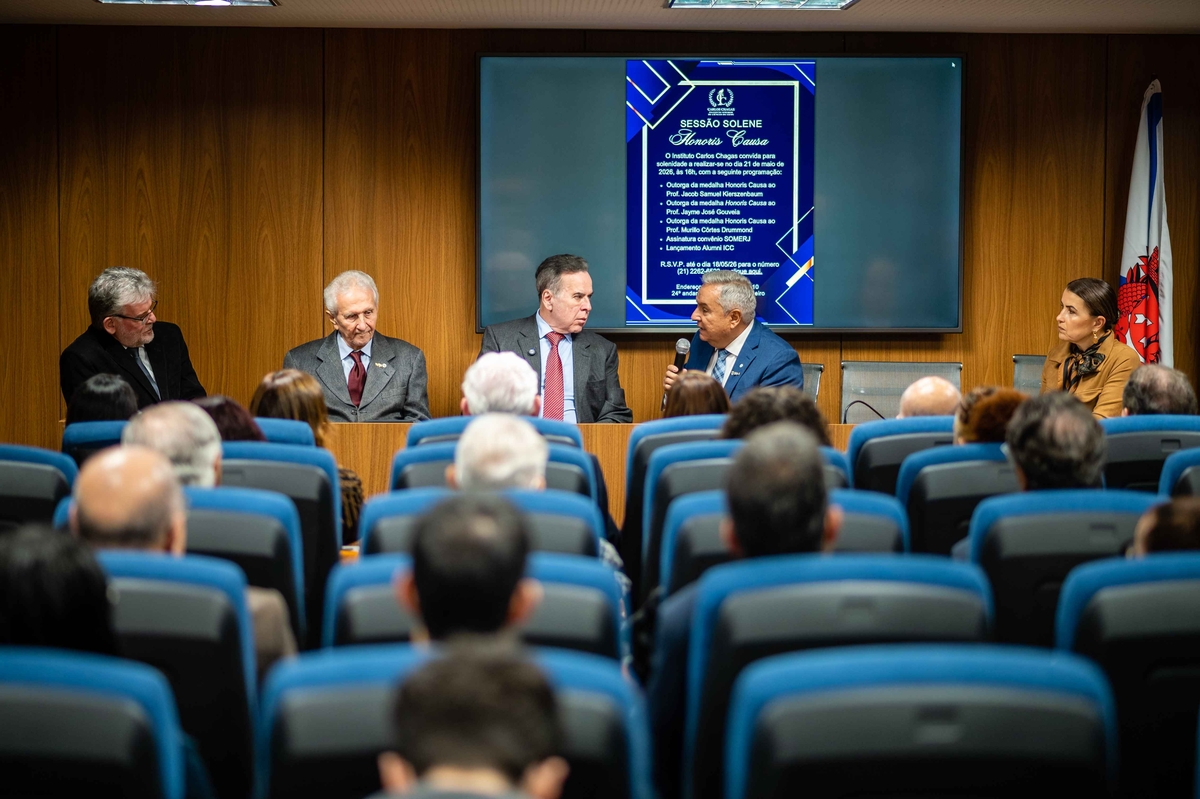 Instituto Carlos Chagas realiza sessão solene com homenagem