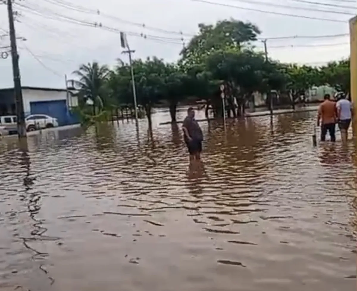 Grande João Pessoa em alerta máximo: mais de 310 mm de chuva desencadeiam catástrofe humanitária e acionam força-tarefa para reconstrução emergencial após dias de devastação e milhares de desabrigados