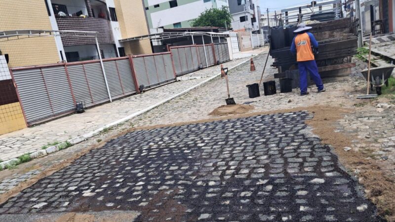 João Pessoa intensifica manutenção viária e drenagem nesta quinta-feira com equipes em 31 bairros