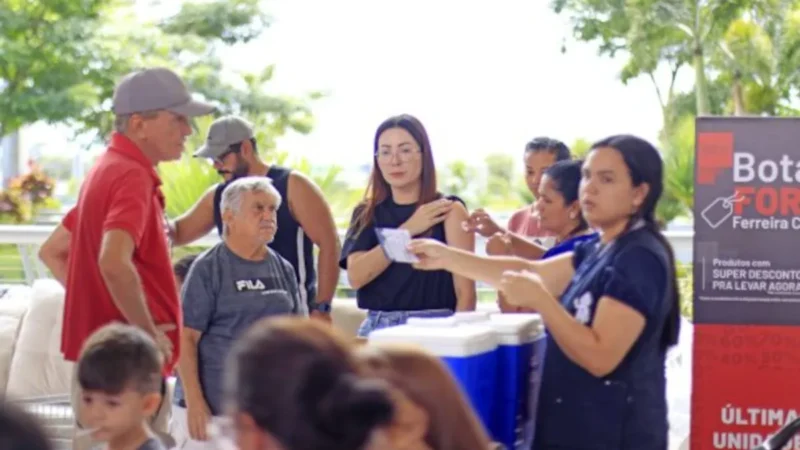 João pessoa mobiliza a capital paraibana em um dia D histórico, aplicando milhares de doses em uma corrida urgente para superar a baixa cobertura vacinal e combater doenças respiratórias e virais