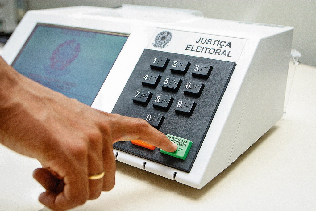Lucas dispara em pesquisa na Paraíba; veja como Cícero reage