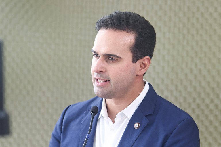 Governador Lucas Ribeiro impulsiona turismo e São João 2026 com voo inaugural e anúncios de investimentos em Campina Grande