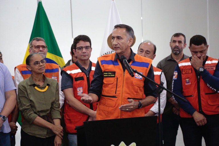 Ministro visita PB e libera verba para cidades castigadas pelas chuvas