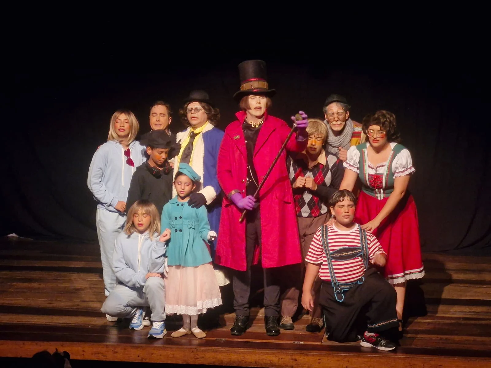 Secretaria de Habitação de João Pessoa Realiza Sonho de Mães dos Residenciais: Um Dia Mágico no Teatro