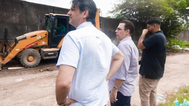 Leo Bezerra intensifica fiscalização contra lixo nas ruas e pede ajuda da população de João Pessoa para descarte correto