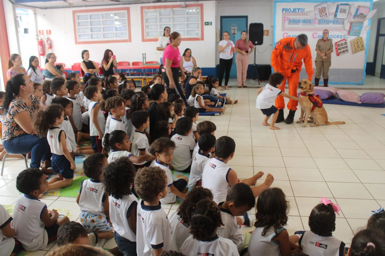 Semana do Bebê em João Pessoa: Crianças celebram com banho de mangueira e aprendem primeiros socorros com Bombeiros