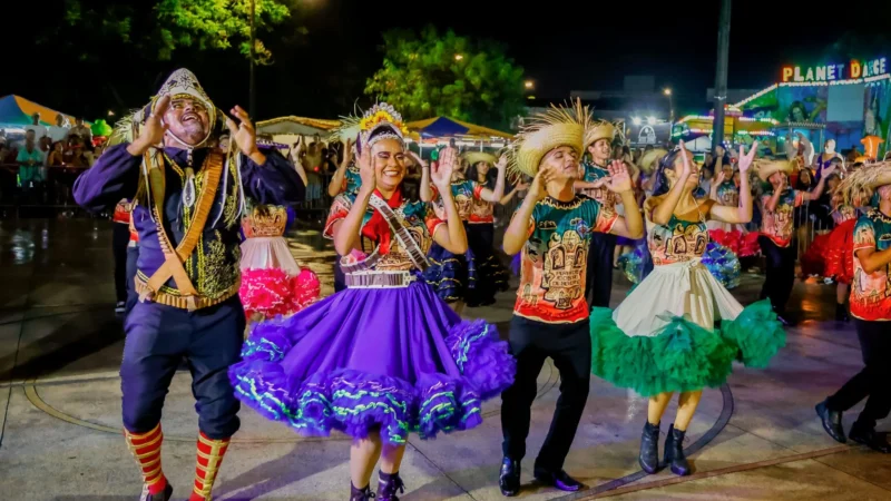 Projeto Pré-Junino em Mandacaru: Seis Quadrilhas Agitam a Noite de Sábado com Cultura e Tradição Junina em João Pessoa