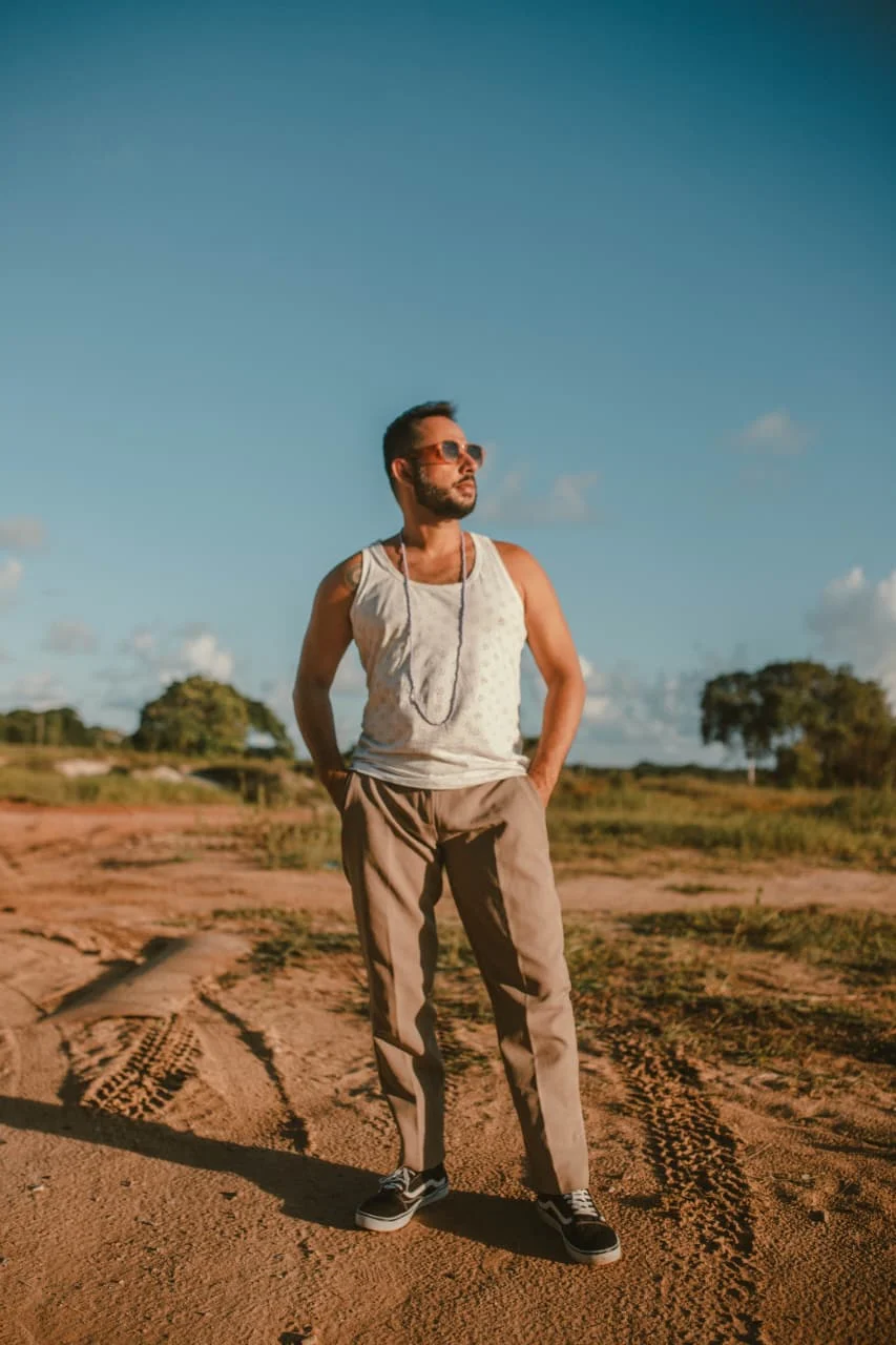 Shows de Titá Moura e DJ Vinny Santos no Circulador Cultural: Música e Combate à LGBTfobia em João Pessoa