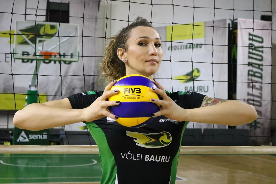 Paraíba sanciona lei que proíbe mulheres trans em competições esportivas femininas, focando em sexo biológico
