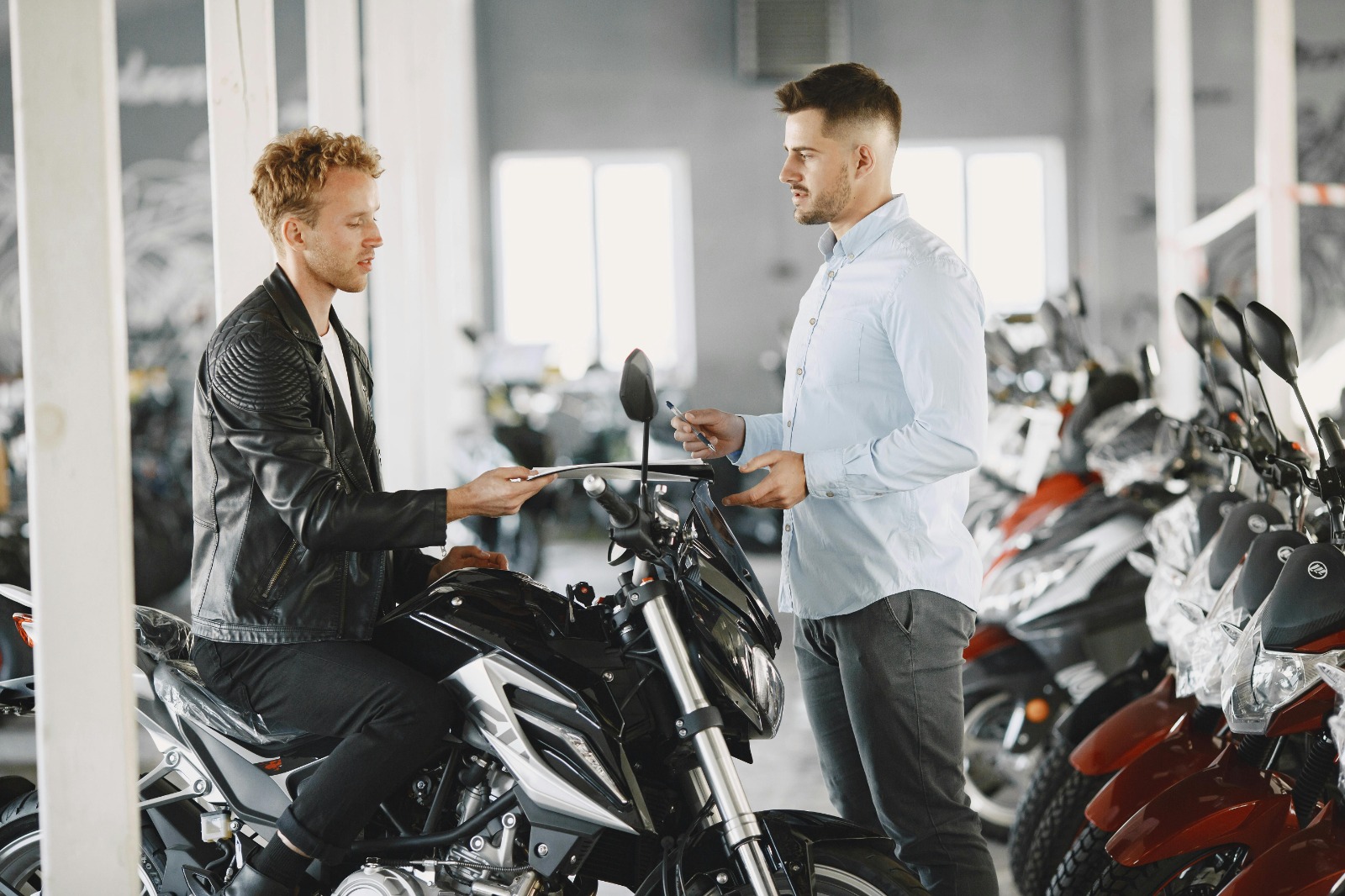 Paraíba ascende ao posto de potência nacional em consórcios de motocicletas, impulsionando a mobilidade e a economia local com soluções financeiras inovadoras