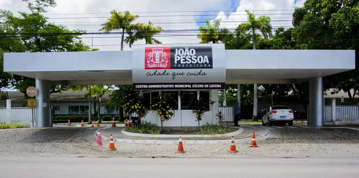 Revoada na comunicação de João Pessoa: prefeito Leo Bezerra articula remanejamento estratégico em secretaria chave, com nomes de peso da imprensa paraibana em jogo nos bastidores