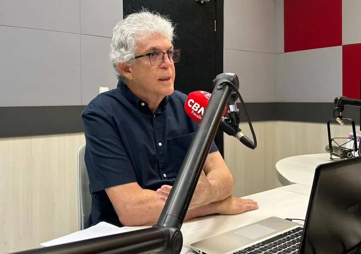 Guinada em Brasília: Ex-governador Ricardo Coutinho redireciona foco político para o Congresso Nacional em 2026, mergulhando em debates cruciais sobre o futuro do Brasil, mas mantém viva a chama das eleições majoritárias futuras