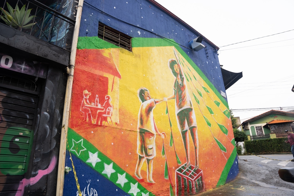 Coca-Cola FEMSA Brasil leva arte da Copa às ruas de SP