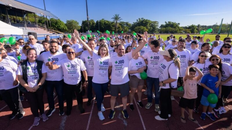 Hospital faz caminhada por 300 transplantes renais