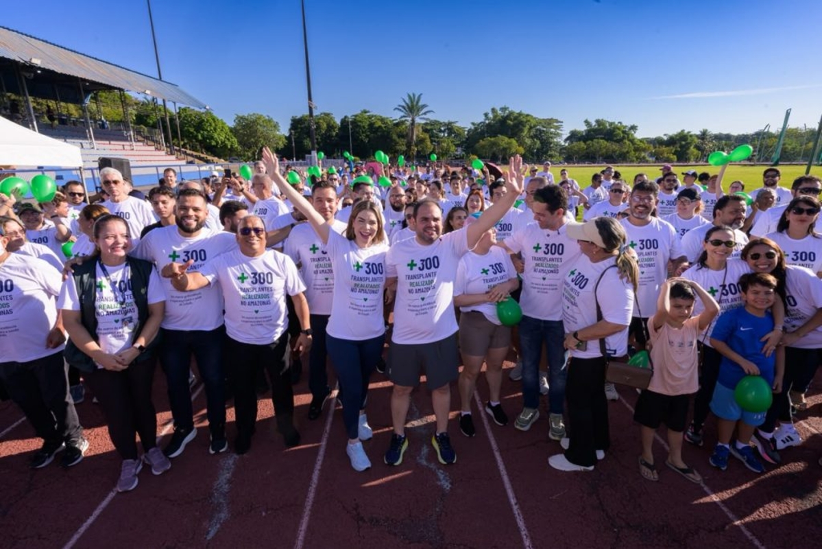Hospital faz caminhada por 300 transplantes renais