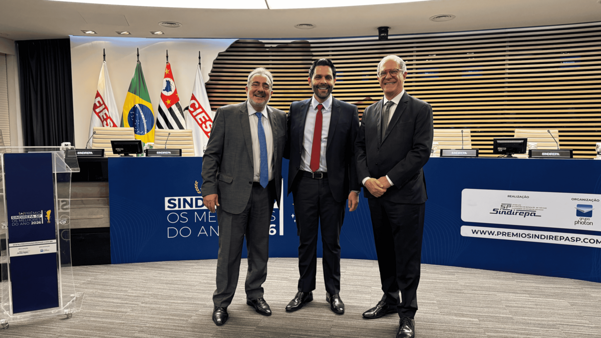 Diogo Ferraz participa do Prêmio Sindirepa-SP