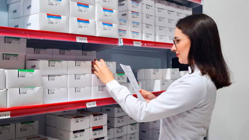 Distribuição de medicamentos avança com foco em conformidade