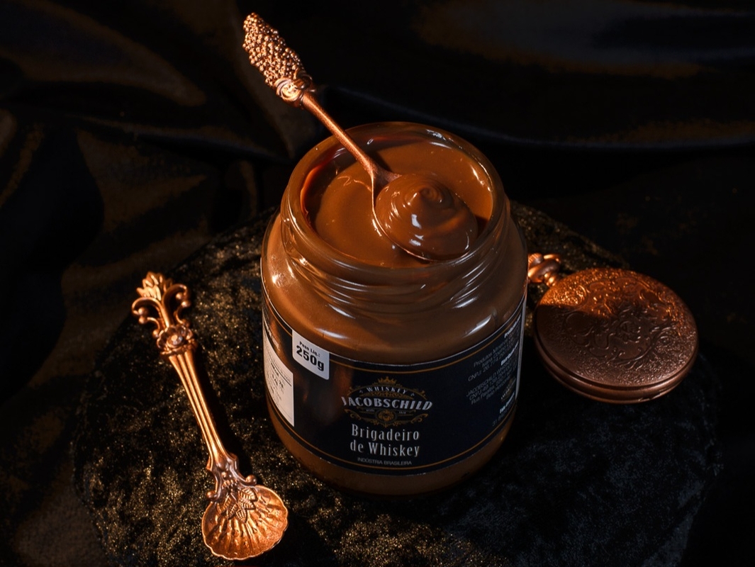 Brigadeiro de whisky ganha espaço no mercado gourmet