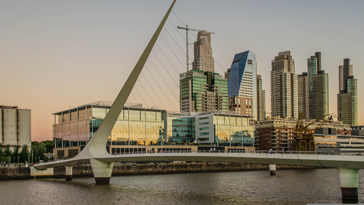eComex leva gestão de comex em nuvem e IA à Argentina