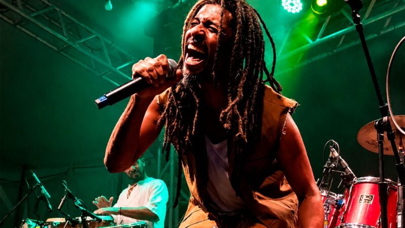 Reggae e IA inspiram projeto sobre racismo algorítmico