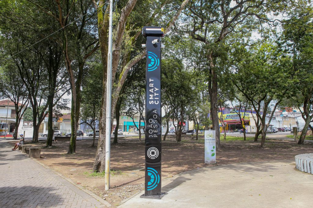 Câmeras de Segurança Inteligente Revelam-se Aliadas Poderosas na Fiscalização Urbana de João Pessoa Contra Irregularidades