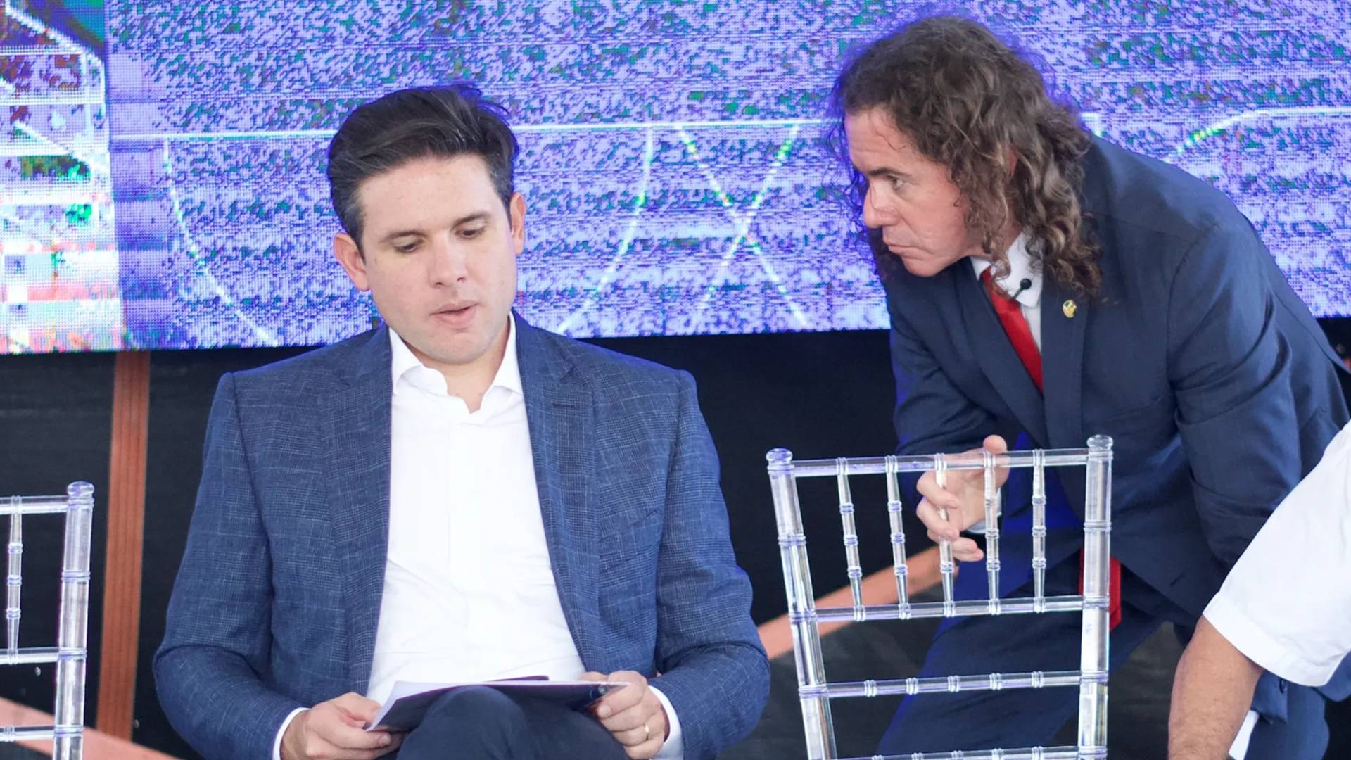 Cenário eleitoral na Paraíba esquenta com articulações de última hora: o avanço de Nabor Wanderley ameaça a estratégia de Veneziano Vital do Rêgo e aliados se reúnem em Brasília para traçar planos urgentes