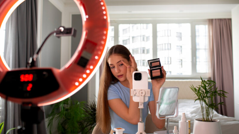 TikTok Shop impulsiona nova onda do e-commerce