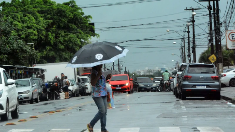 Alerta Laranja em João Pessoa: Chuvas Intensas e Ventos Fortes Mobilizam Defesa Civil em Estado de Atenção