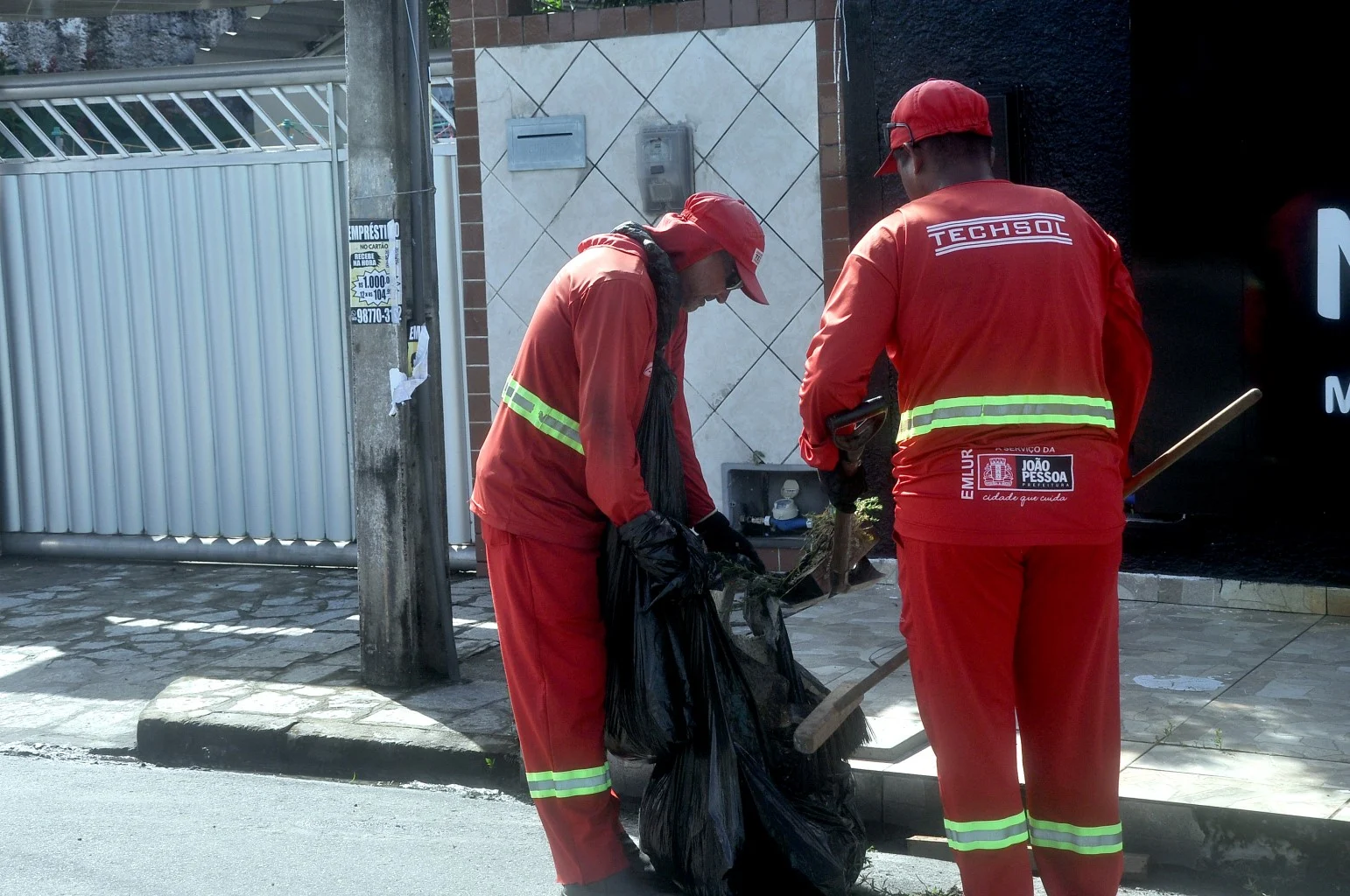Emlur Acelera Conservação Urbana em João Pessoa: Bairros Recebem Mutirões de Limpeza e Manutenção