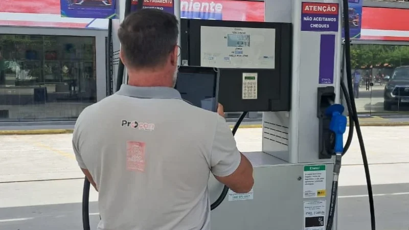 Gasolina Dispara em João Pessoa: Procon-JP Revela Aumento de Preço e Queda no Álcool