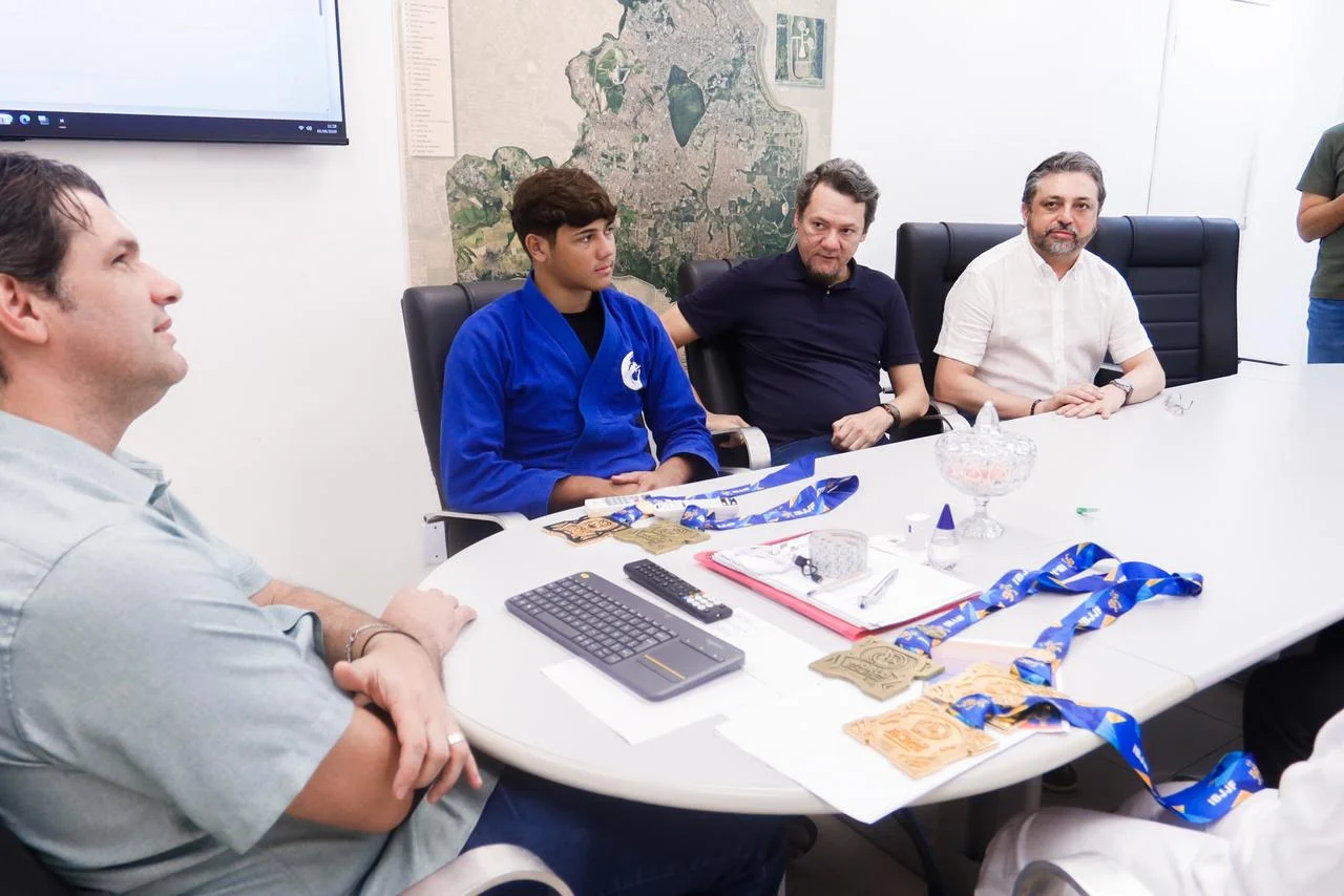 Arthur Piloto e Rayra Mendes: Jo&atilde;o Pessoa celebra ouro e bronzes no Mundial de Jiu-J&iacute;tsu com apoio da Funda&ccedil;&atilde;o Campe&otilde;es do Amanh&atilde;