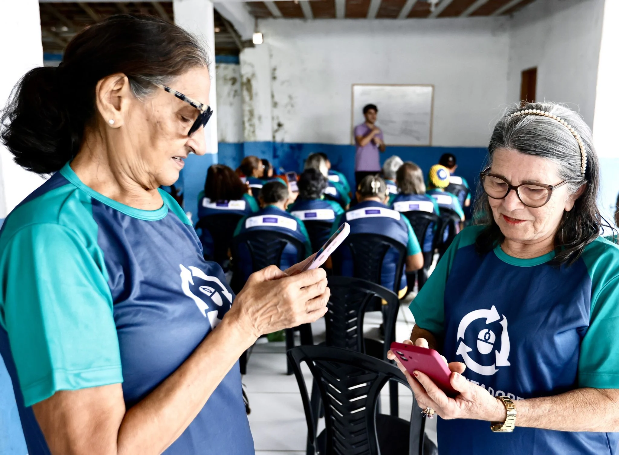 João Pessoa Celebra Inclusão Digital de Idosos: Certificação e Novas Turmas do Curso ‘Digital para Todos’ Aumentam Autonomia