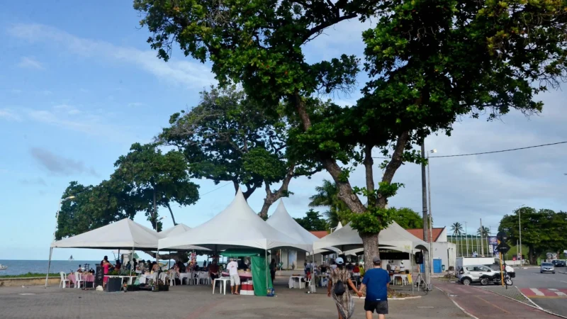 Feira M&oacute;vel Especial de Namorados e Copa agita Largo da Gameleira com 60 expositores e transmiss&atilde;o de jogos
