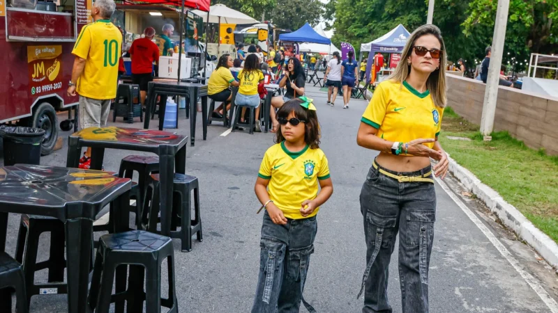 Parque das Três Ruas Vira Arena Verde e Amarela para a Estreia do Brasil na Copa do Mundo 2026: Festa Junina e Samba Animam Torcida