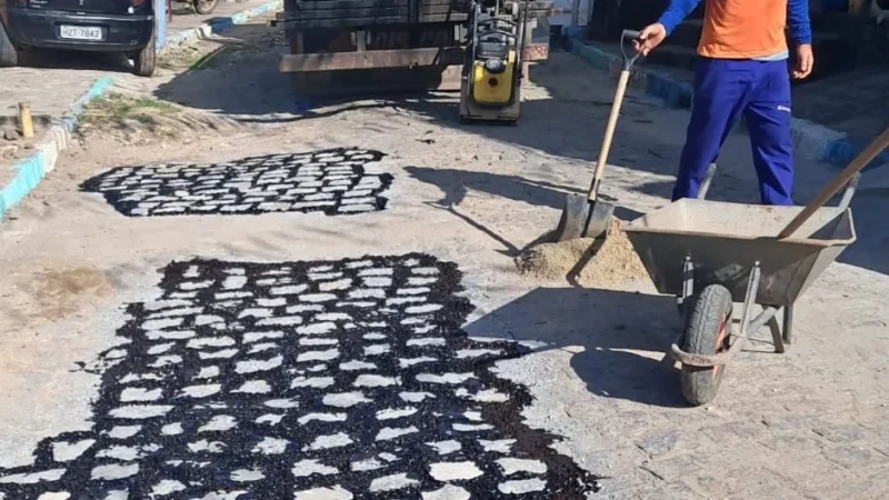 Manutenção em 31 Bairros de João Pessoa: Seinfra Tapa-Buracos e Limpa Drenagem Nesta Quarta (17)