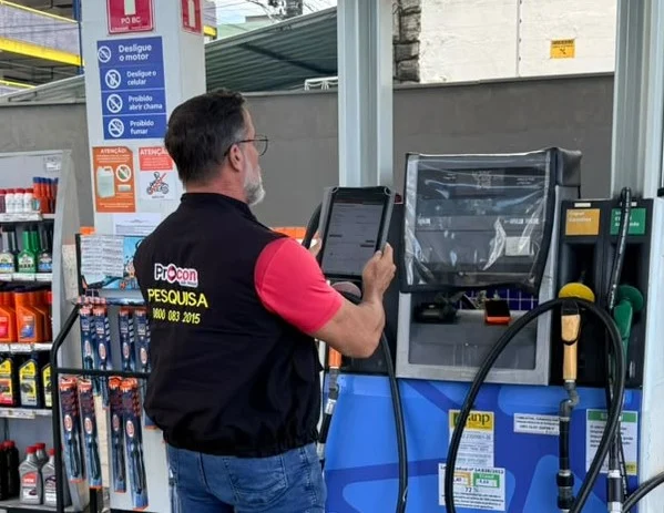 Gasolina em João Pessoa: Preço Estável em 79 Postos, Mas Atenção às Variações de R$ 6,27 a R$ 6,78!