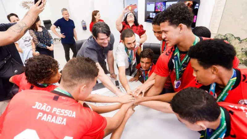Aluno da rede municipal de João Pessoa é eleito craque e artilheiro da Taça Nordeste de Handebol, levando título inédito para a Paraíba