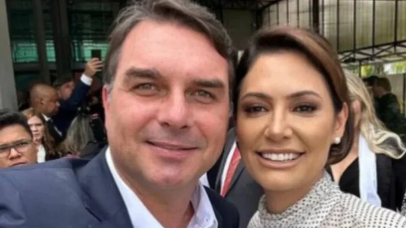 Michelle Bolsonaro expõe briga com Flávio Bolsonaro: “Me desrespeitou e humilhou” em ligação sobre eleições 2026 no Ceará