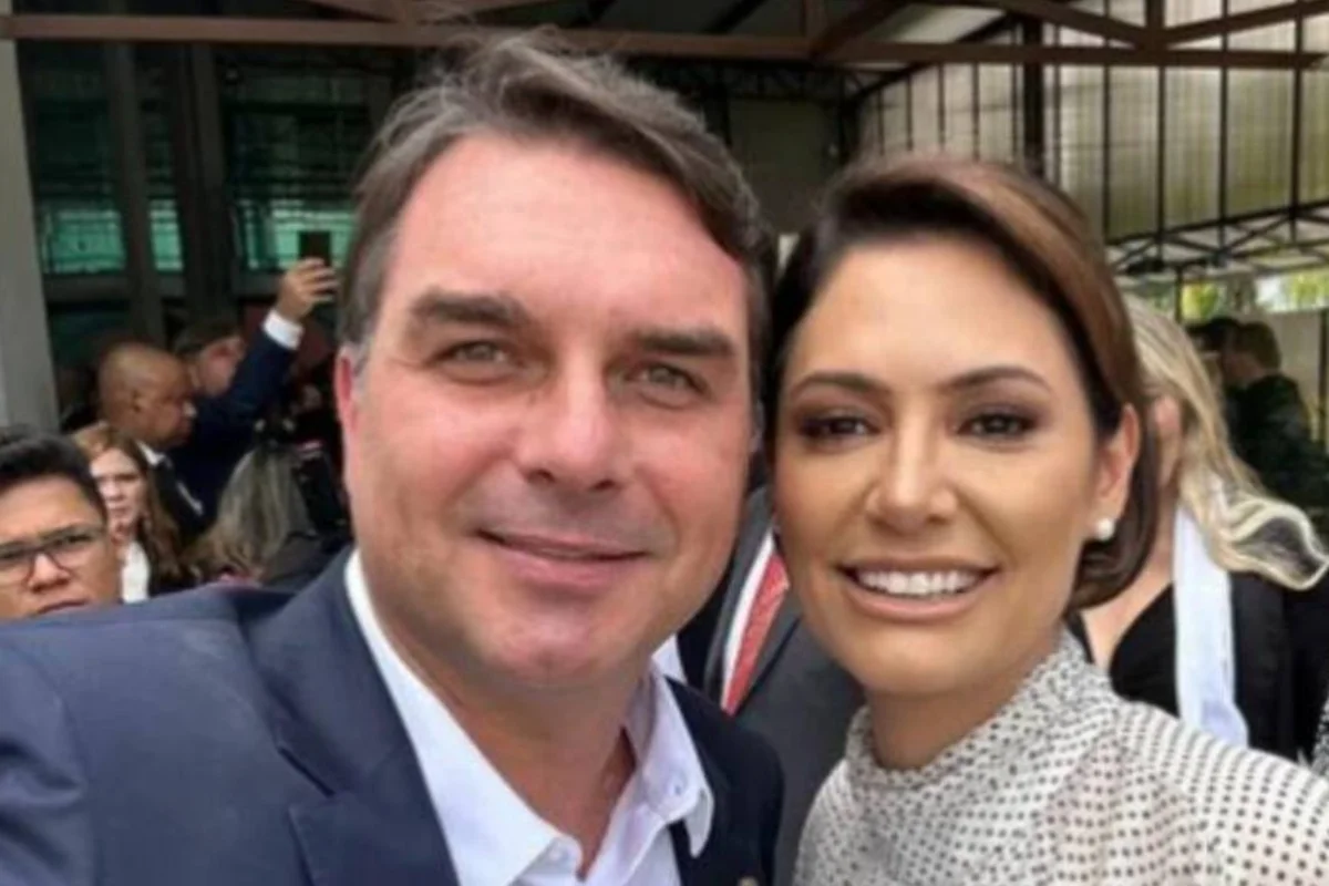 Michelle Bolsonaro expõe briga com Flávio Bolsonaro: “Me desrespeitou e humilhou” em ligação sobre eleições 2026 no Ceará