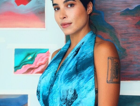 Artista brasiliense Isadora Maia inaugura mostra em Portugal