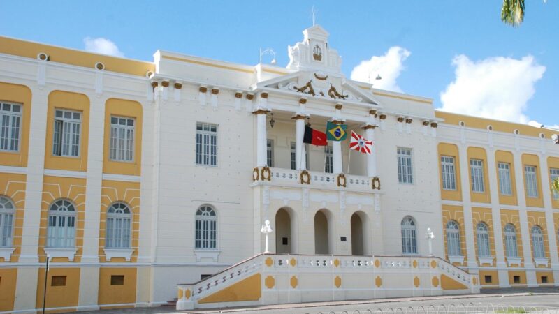 Justiça paraibana ratifica determinação implacável e força prefeitura de Campina Grande a sanar deficiências críticas em unidade básica de saúde